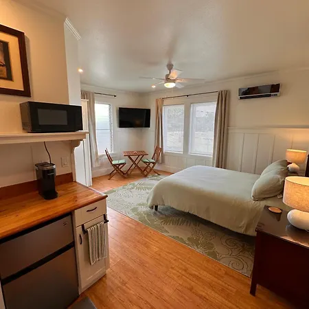 Hilo Town Inn